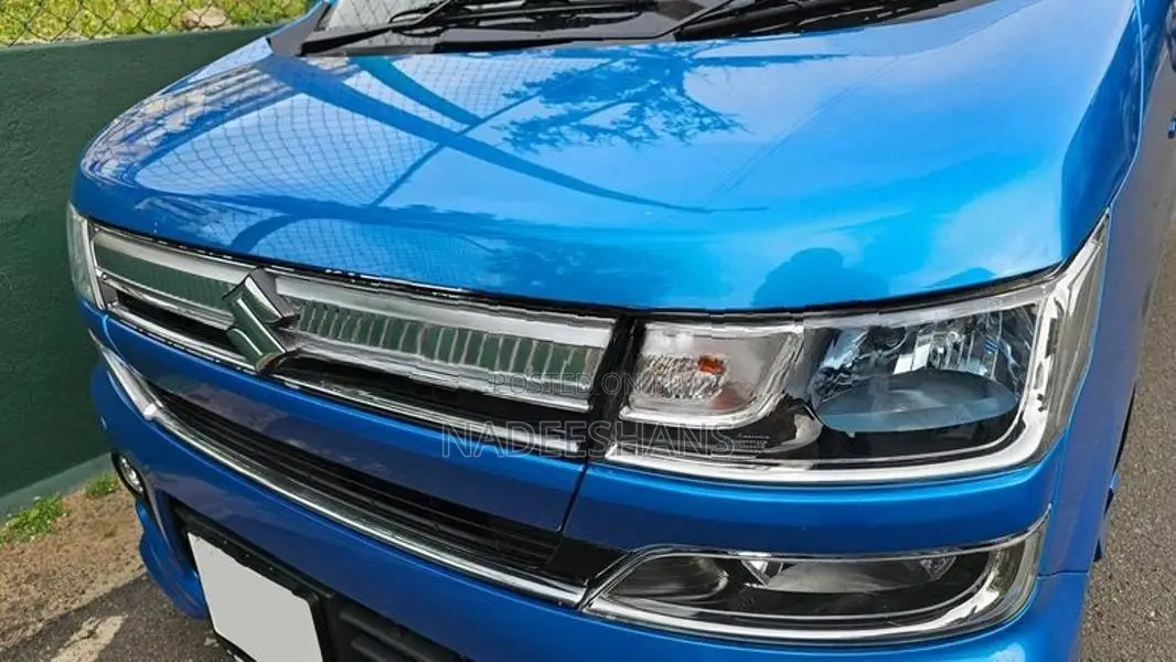 Suzuki Wagon R FZ PREMIUM 2018