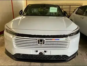Honda Vezel Z Play Moon Roof 2025