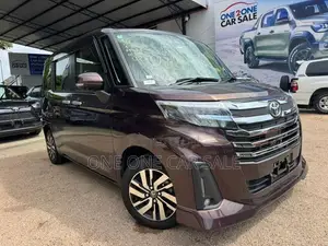 Toyota Roomy Custom G 2023