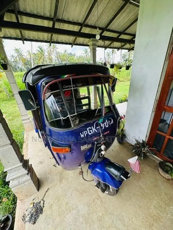 Bajaj RE Modified Edition 2004