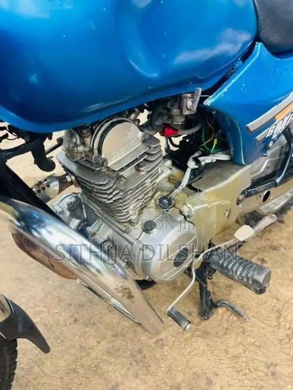 Bajaj Boxer 2003