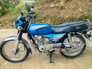 Bajaj Boxer 2003