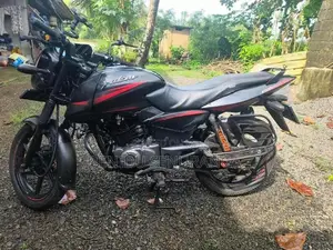 Bajaj Pulsar 150 2017