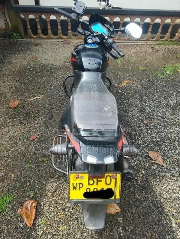 Bajaj Pulsar 150 2017