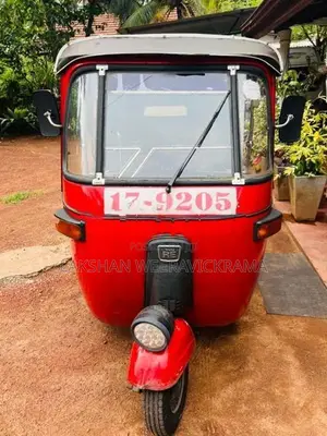 Bajaj RE 1990