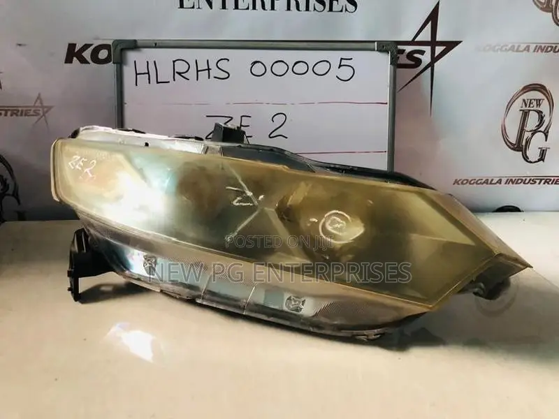 Honda Insight ZE2 Headlight RHS