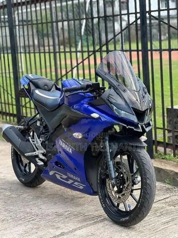 Yamaha R15 2020