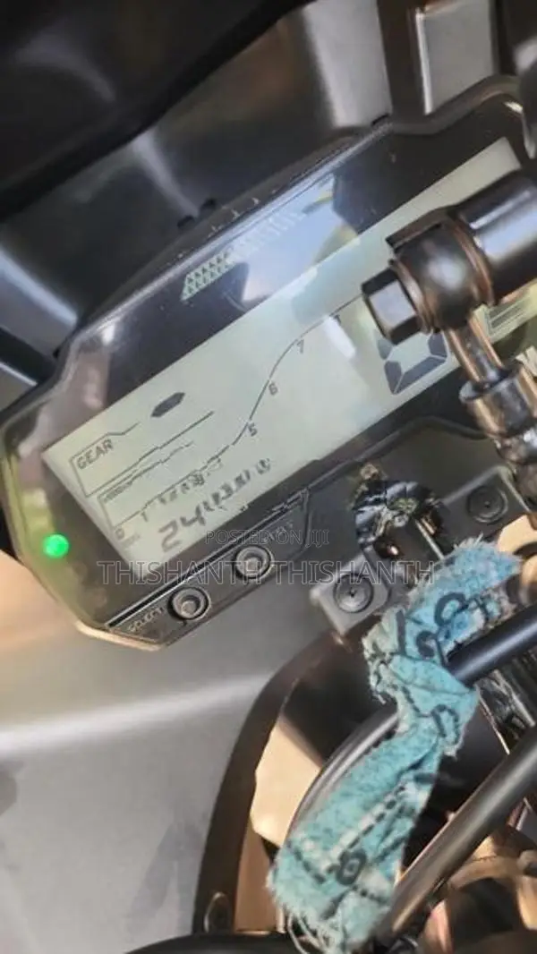 Yamaha R15 2020