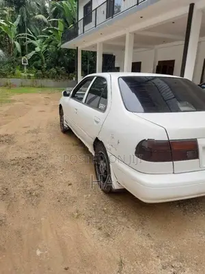 Nissan Sunny fb14 1996