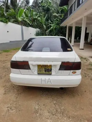 Nissan Sunny fb14 1996