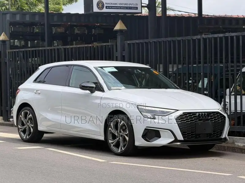 Audi A3 Sportback Signature 2024