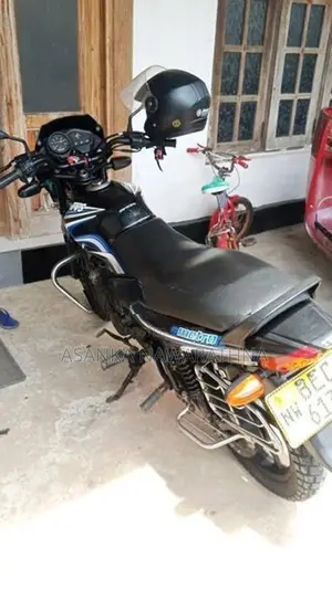 TVS Metro 2016