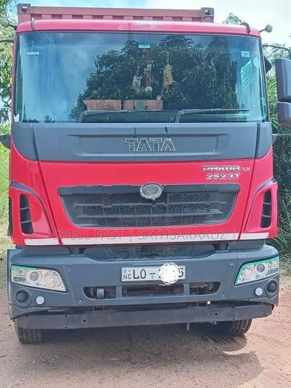 Tata Prima 2523 2018