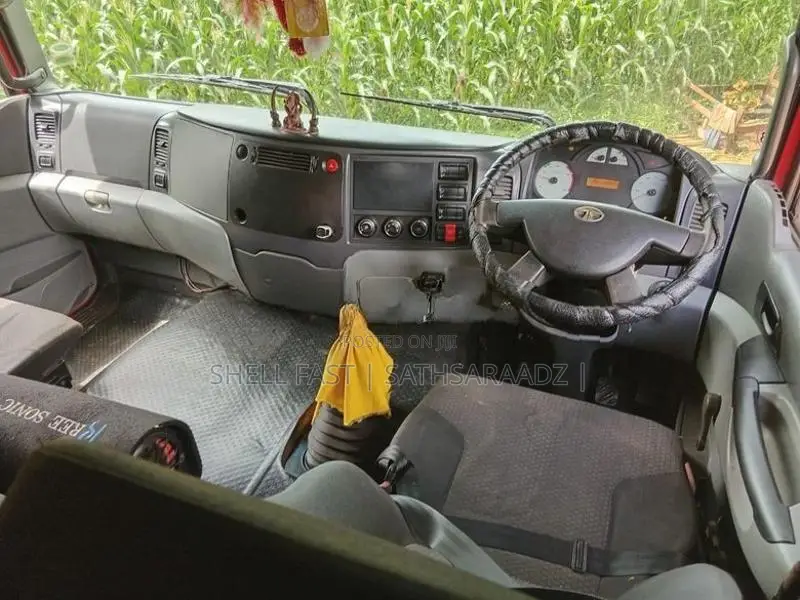 Tata Prima 2523 2018