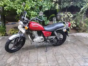 Suzuki GN 125 2000