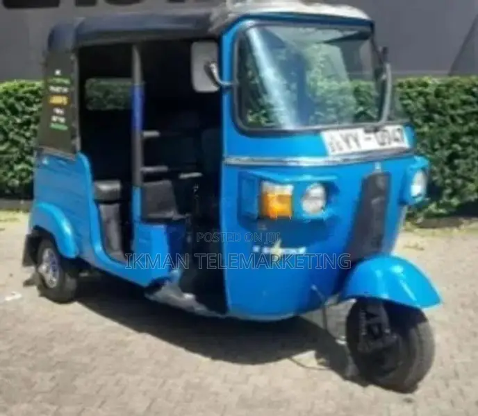 Bajaj RE 205 Electric 2012