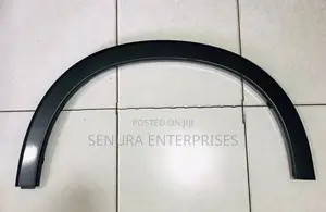 HONDA VEZEL RU3 FRONT WHEEL ARCH RH