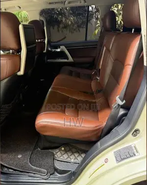 Toyota Land Cruiser Sahara V8 2012