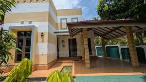 වෙන්නප්පුව නගරයට ආසන්නයෙන් අංග සම්පූර්ණ නිවසක්