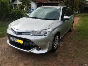 Toyota Axio 2016