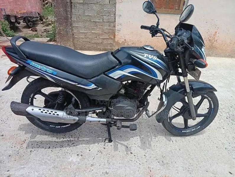 TVS Metro 2015