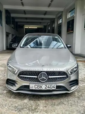 Mercedes Benz A180 AMG 2019