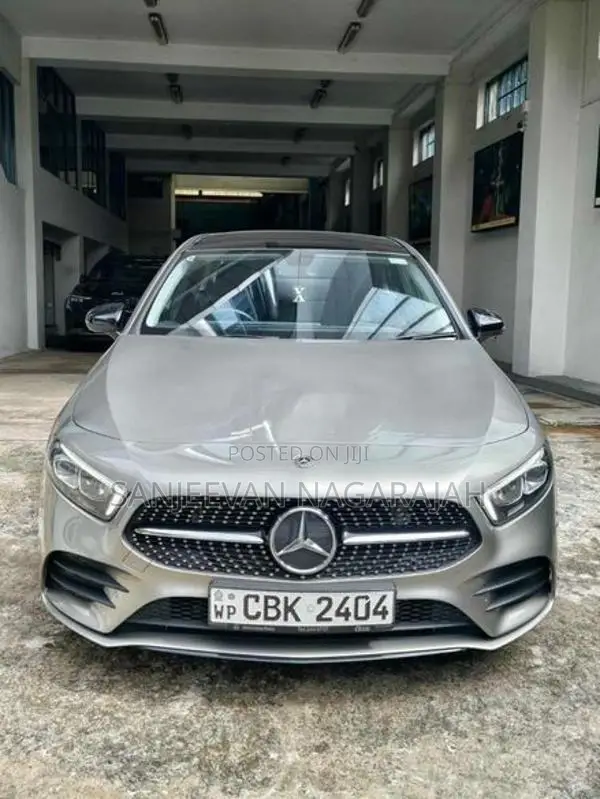 Mercedes Benz A180 AMG 2019