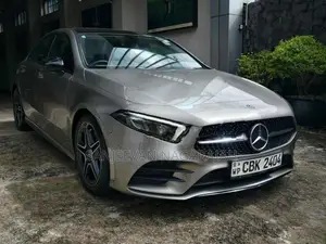 Mercedes Benz A180 AMG 2019