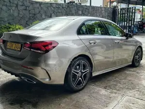 Mercedes Benz A180 AMG 2019
