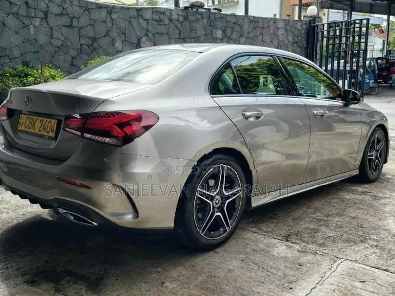 Mercedes Benz A180 AMG 2019