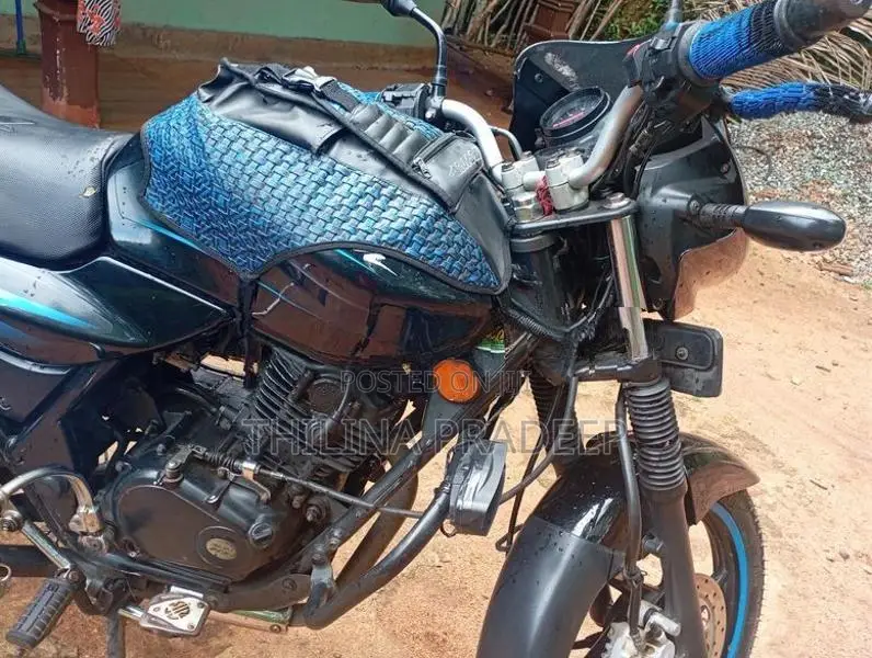 Bajaj Discover 2010