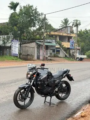 Yamaha FZS V1 2011