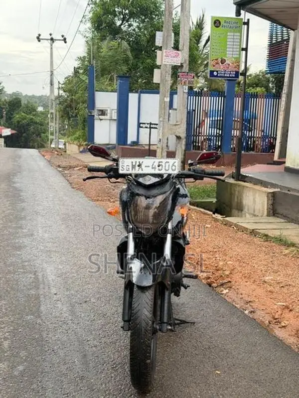 Yamaha FZS V1 2011
