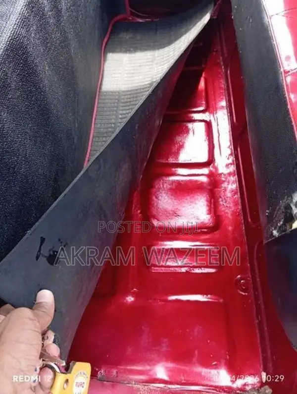 Bajaj RE 2014