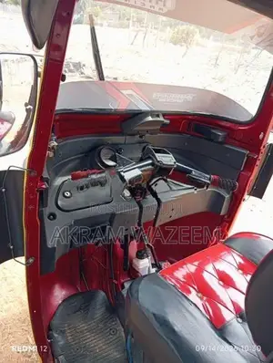 Bajaj RE 2014