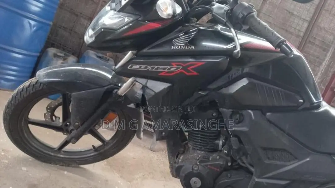 Honda X-Blade 160 2018