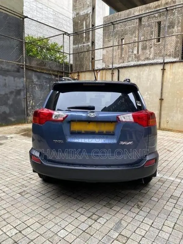 Toyota RAV4 2014
