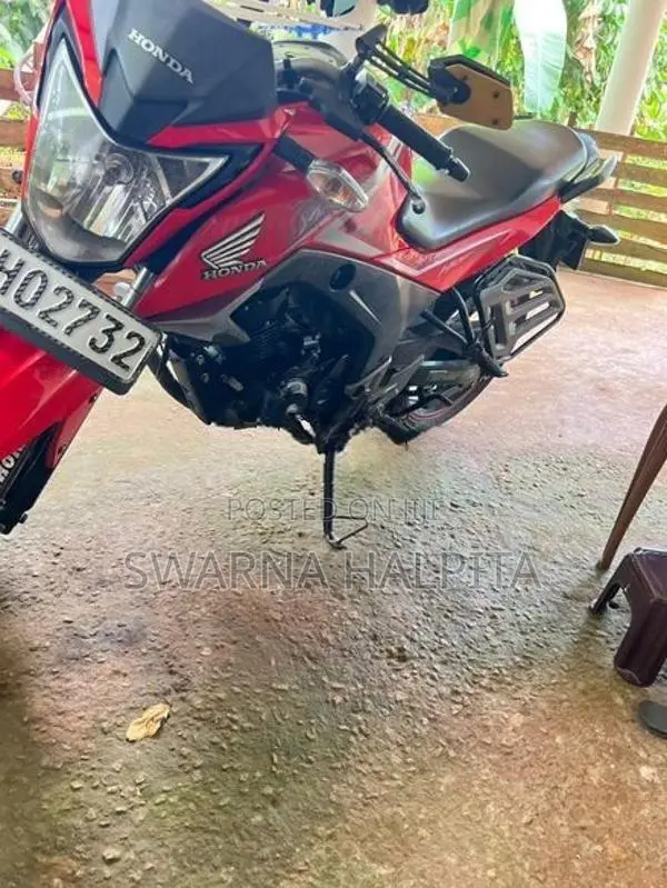 Honda Hornet 2018