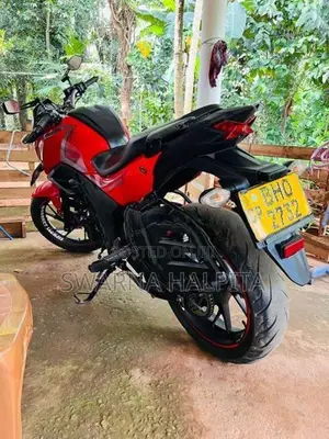 Honda Hornet 2018