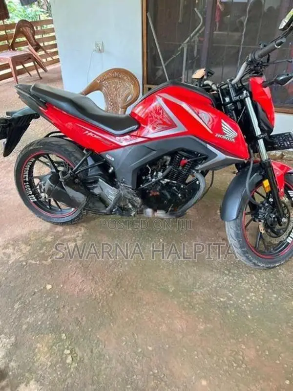 Honda Hornet 2018