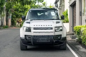 Land Rover Defender X-Dynamic HSE- P300E 2026