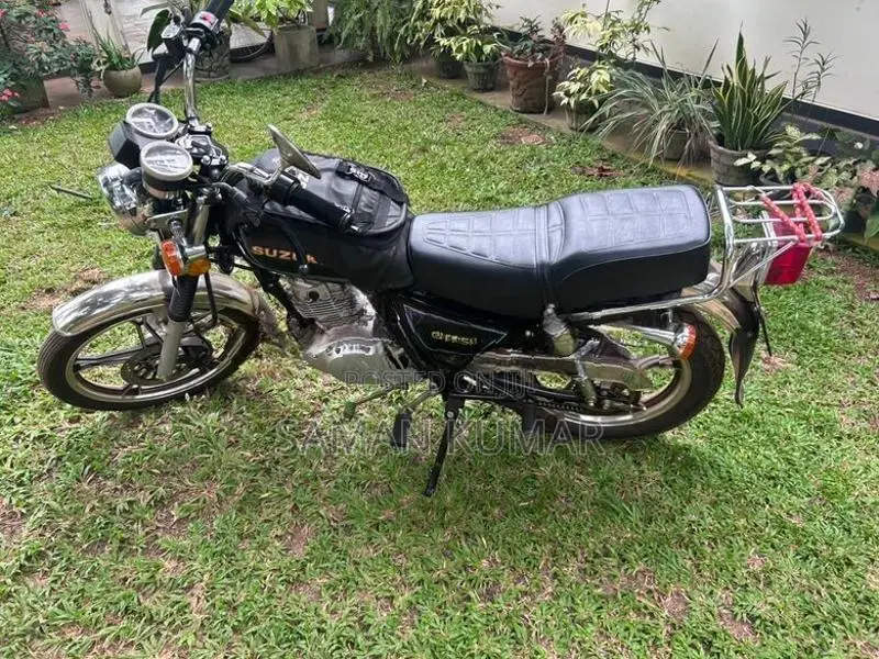 Suzuki GN 125 2025