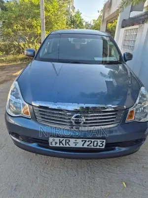 Nissan Bluebird 2011