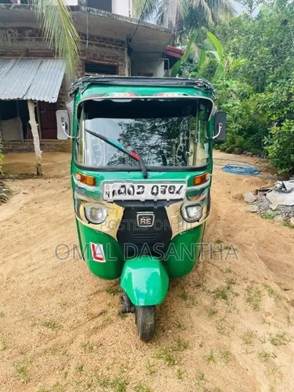 Bajaj RE 2014