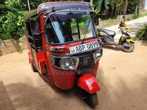 Bajaj RE Three Wheeler 2017