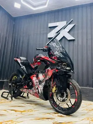 Bajaj Pulsar RS200 2019