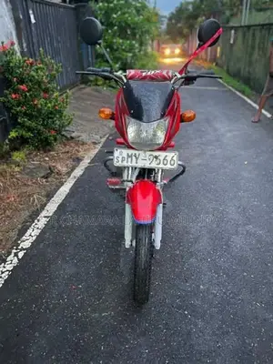 Bajaj CT100 2006