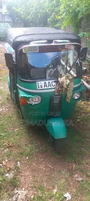 Bajaj RE Three Wheeler 2012