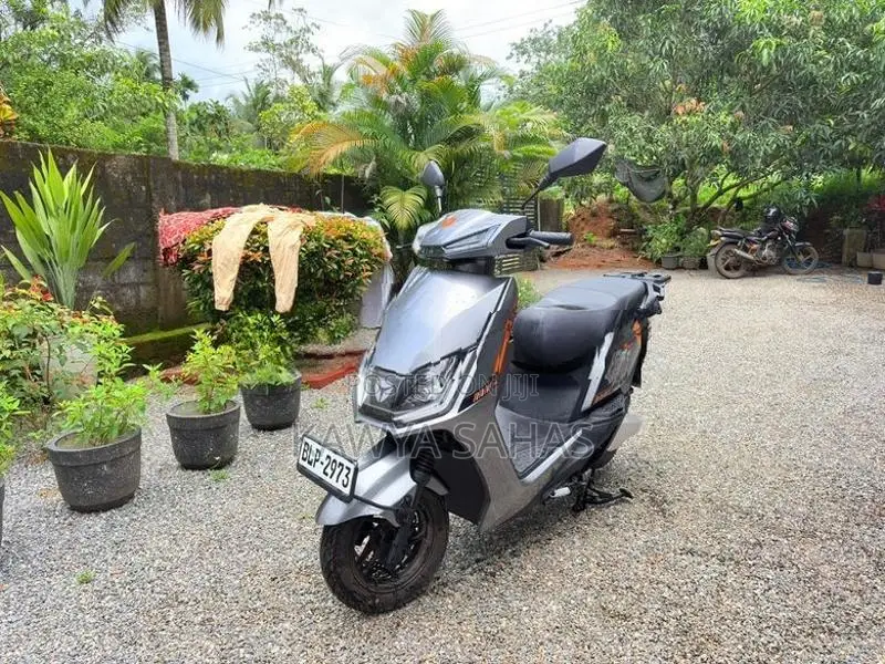Yadea T5 2026