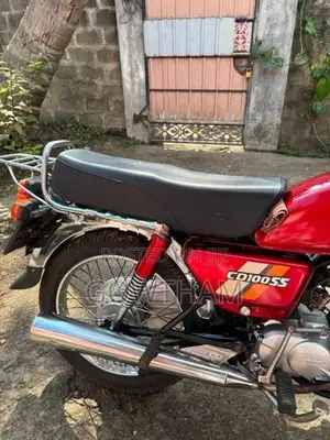 Hero CD 100 2003